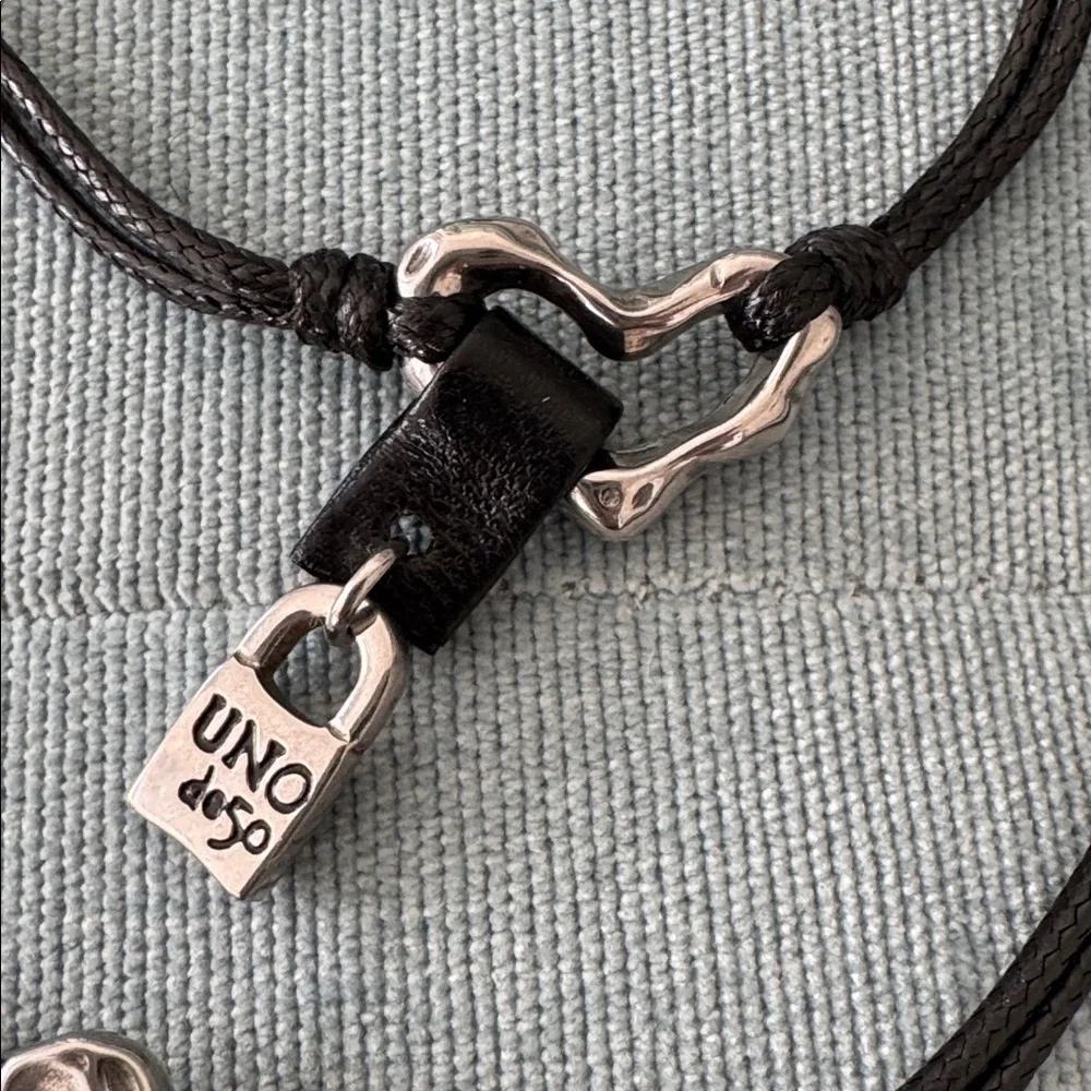 UNO de 50 Padlock Cord Necklace & Bracelet Set + Stud Earrings | Silver Tone - Picture 3 of 6